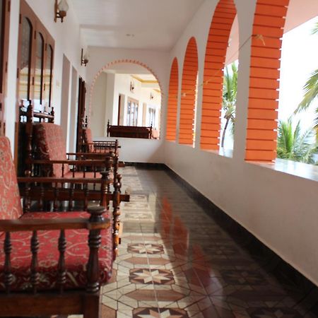 Hotel Sea View Palace - The Beach Hotel Kovalam Exterior photo