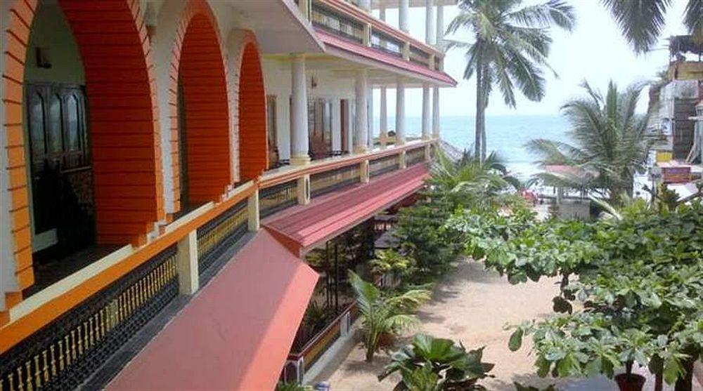 Hotel Sea View Palace - The Beach Hotel Kovalam Exterior photo