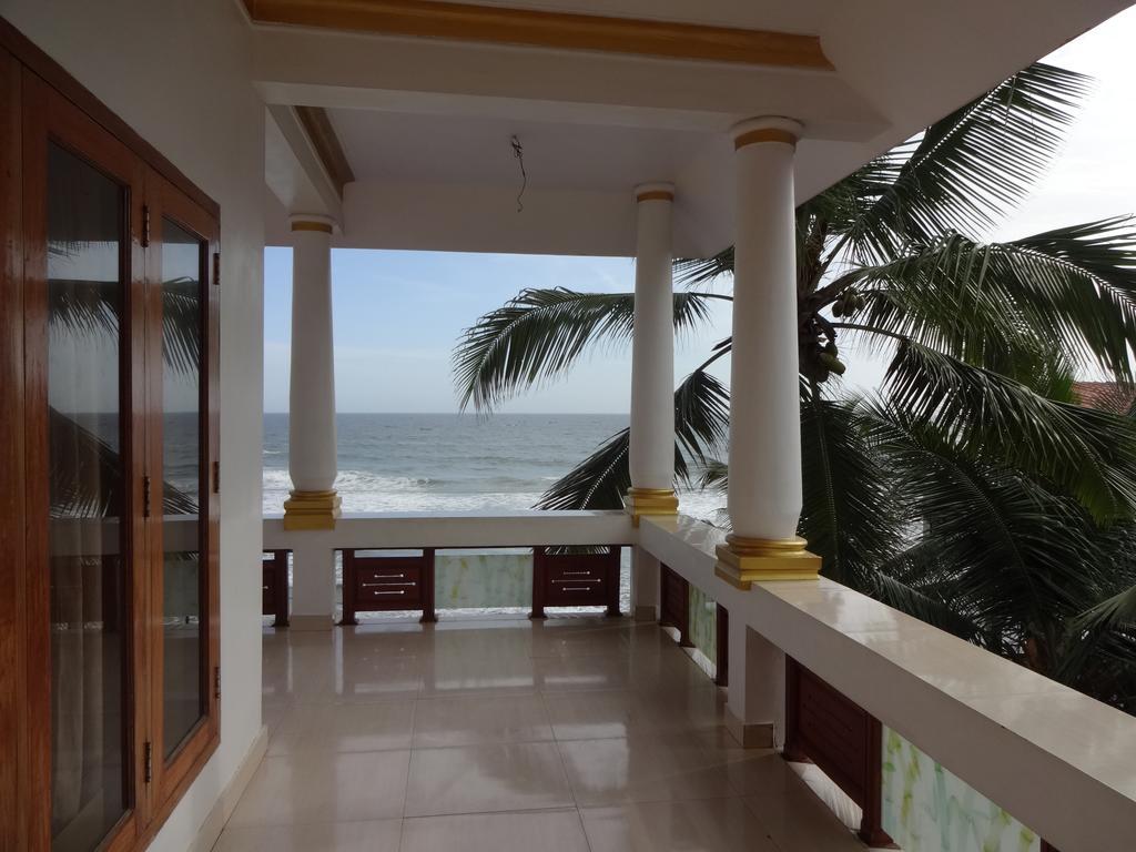 Hotel Sea View Palace - The Beach Hotel Kovalam Exterior photo