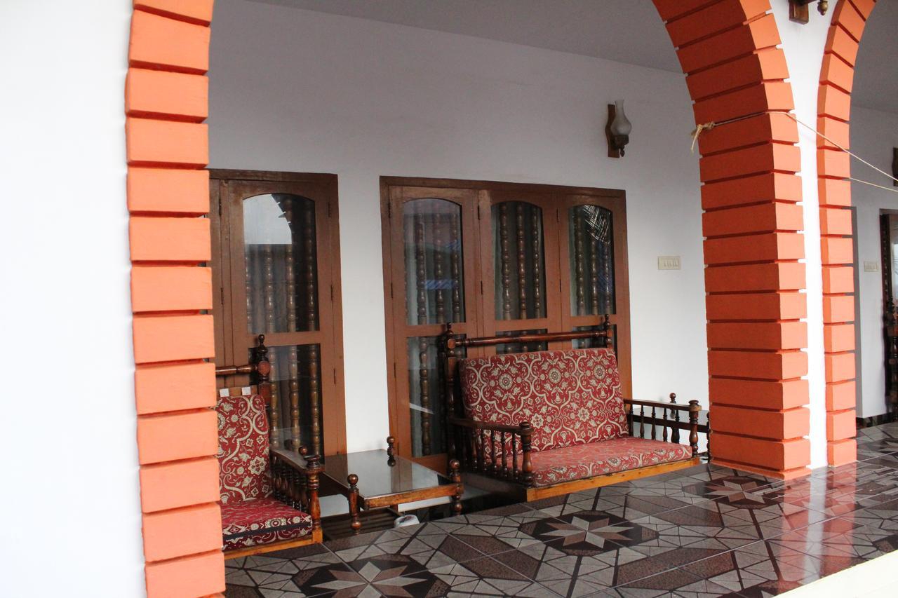 Hotel Sea View Palace - The Beach Hotel Kovalam Exterior photo