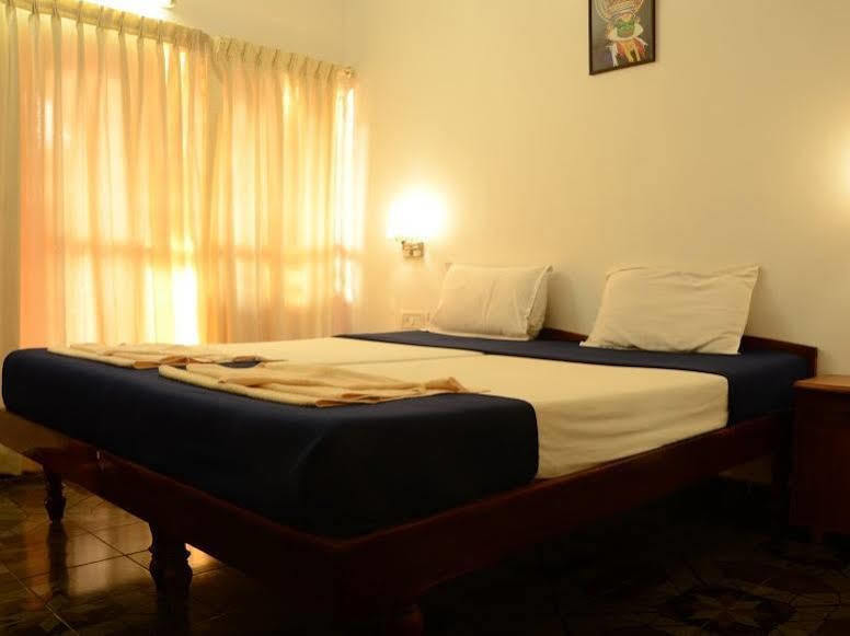 Hotel Sea View Palace - The Beach Hotel Kovalam Exterior photo