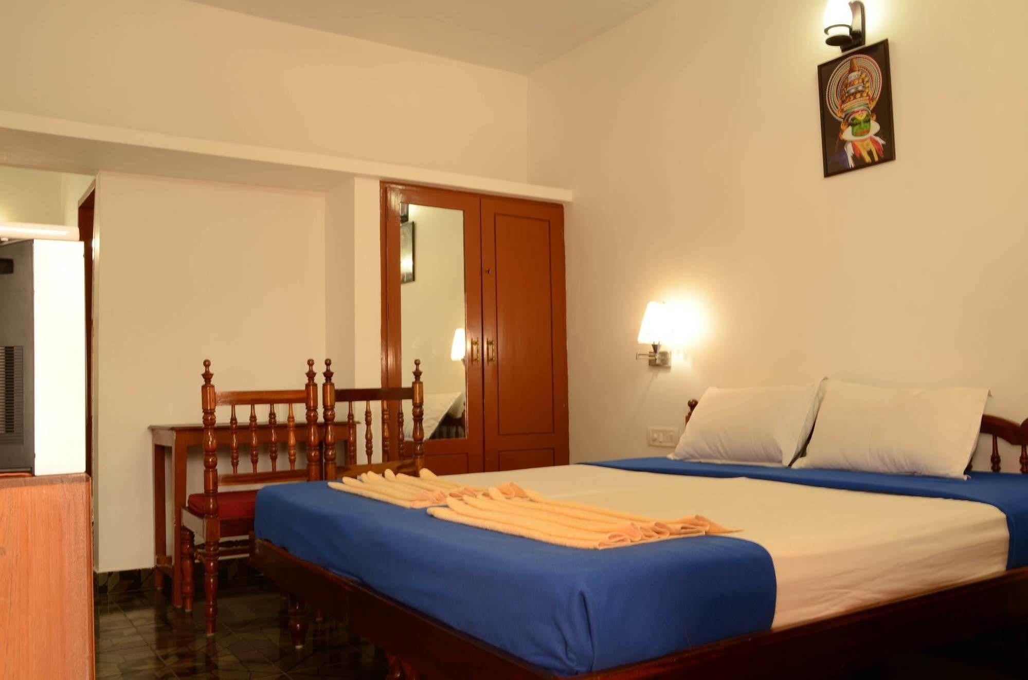 Hotel Sea View Palace - The Beach Hotel Kovalam Exterior photo