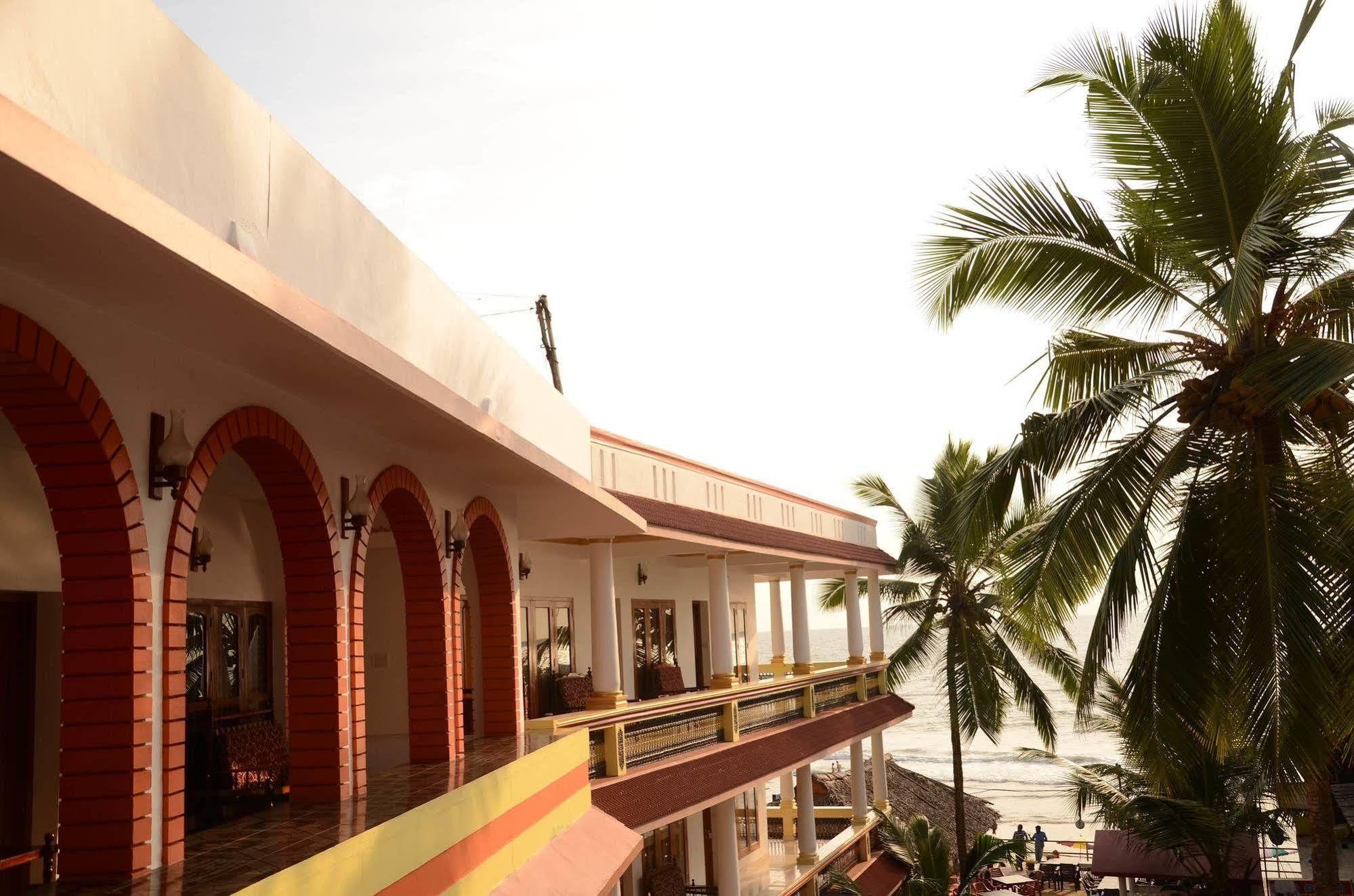 Hotel Sea View Palace - The Beach Hotel Kovalam Exterior photo